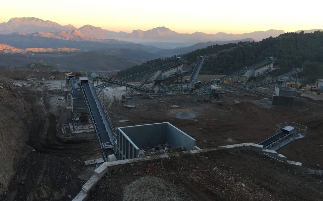 Puesta en marcha instalación de trituración y clasificación de áridos en Argelia